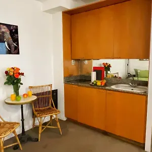  Appartement The Champs-elysees France